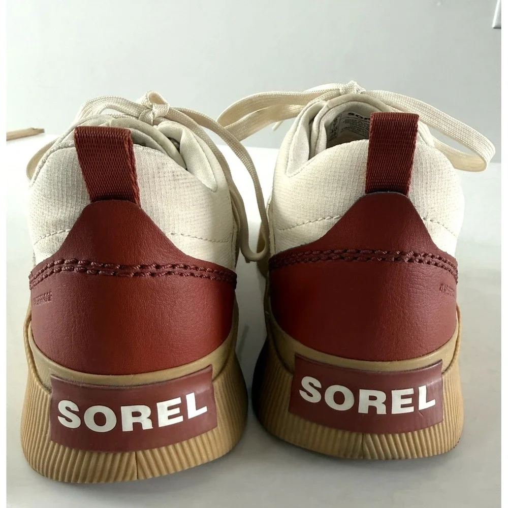 Sorel Out N About Women's size 9 waterproof Sneakers